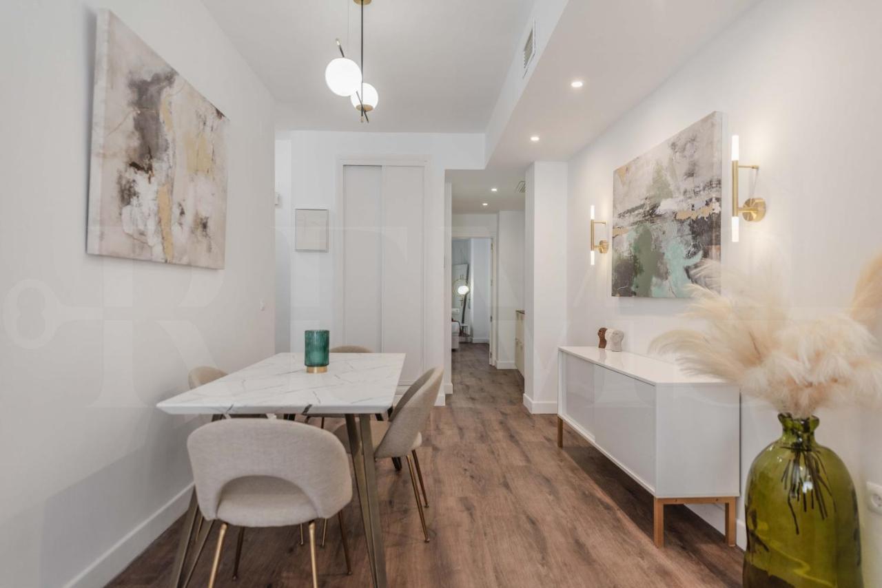 Designed Minimalist Apartment - Malaga Center By Rems Exterior photo